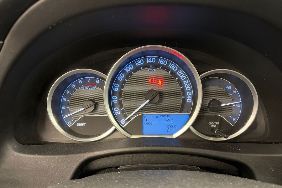 Toyota Auris vaihtoauto