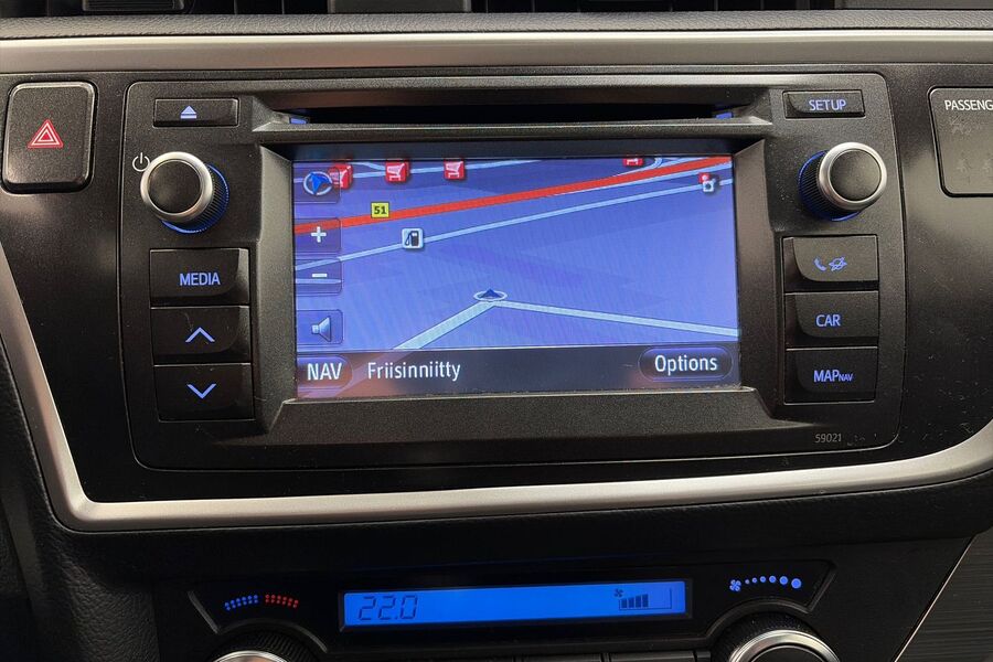 Toyota Auris vaihtoauto