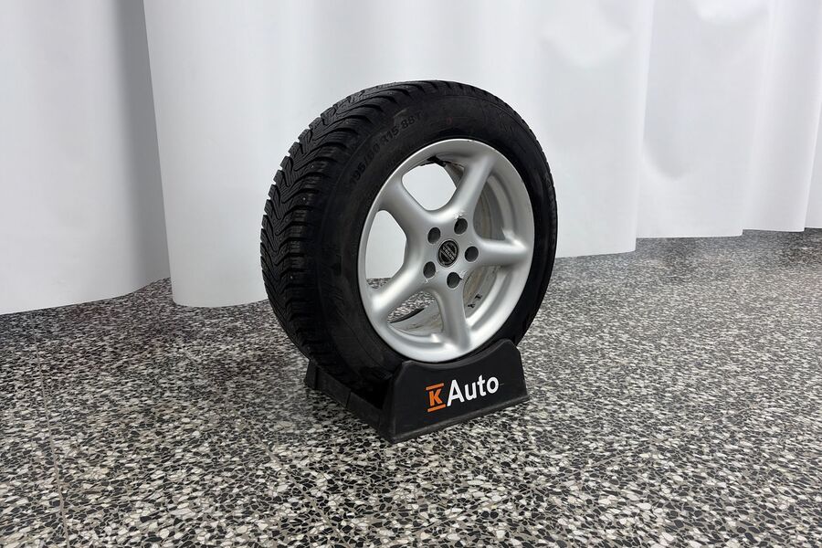 Volvo V70 vaihtoauto