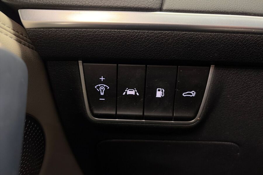 Kia Stinger vaihtoauto