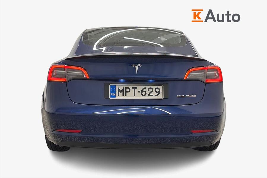Tesla Model 3 vaihtoauto