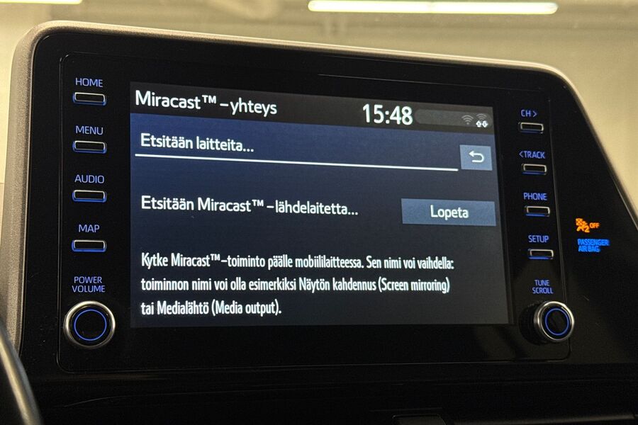 Toyota C-HR vaihtoauto