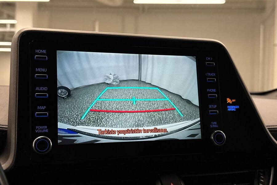 Toyota C-HR vaihtoauto