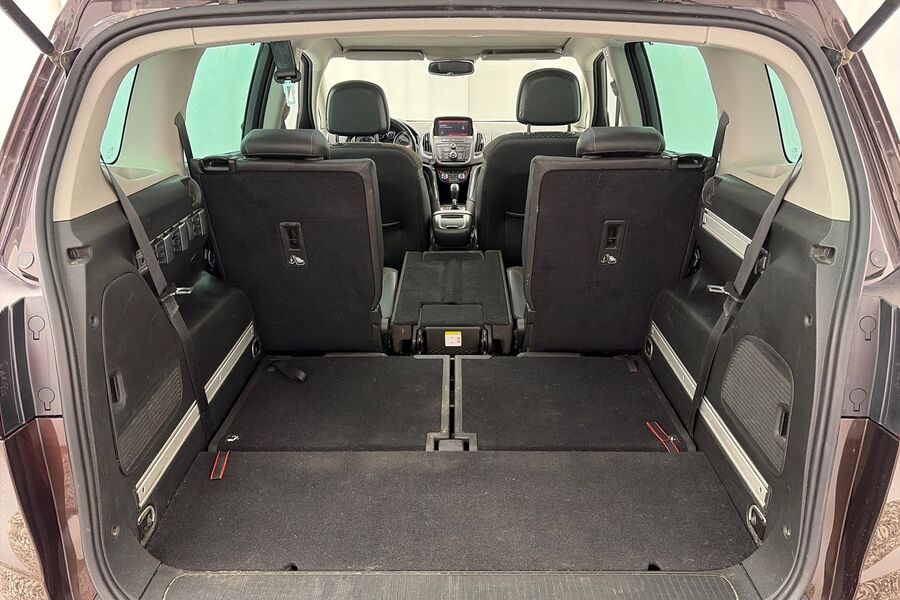 Opel Zafira Tourer vaihtoauto