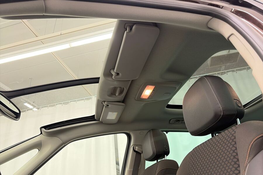 Opel Zafira Tourer vaihtoauto