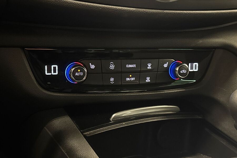 Opel Insignia vaihtoauto