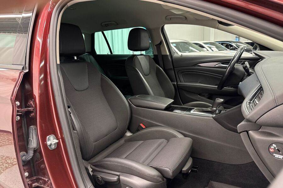 Opel Insignia vaihtoauto