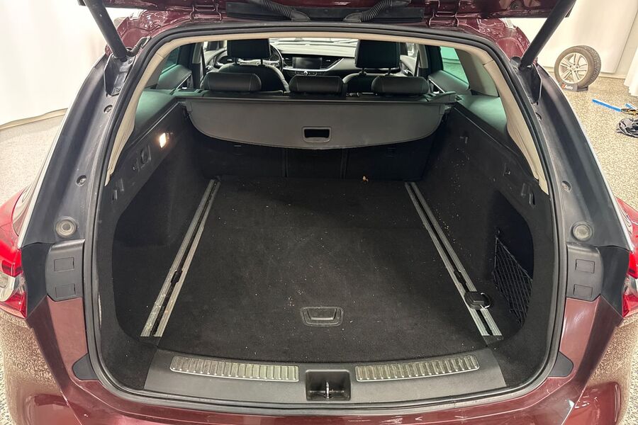 Opel Insignia vaihtoauto