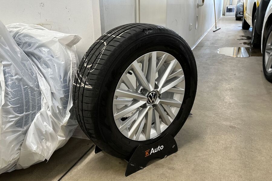 Volkswagen T-Roc vaihtoauto