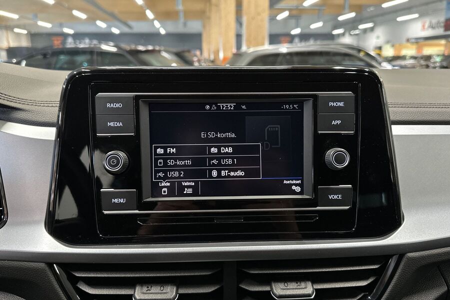 Volkswagen T-Roc vaihtoauto