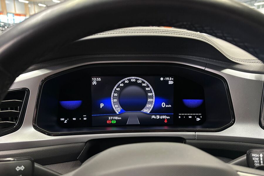 Volkswagen T-Roc vaihtoauto