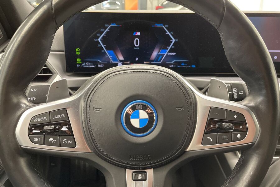 BMW 330 vaihtoauto