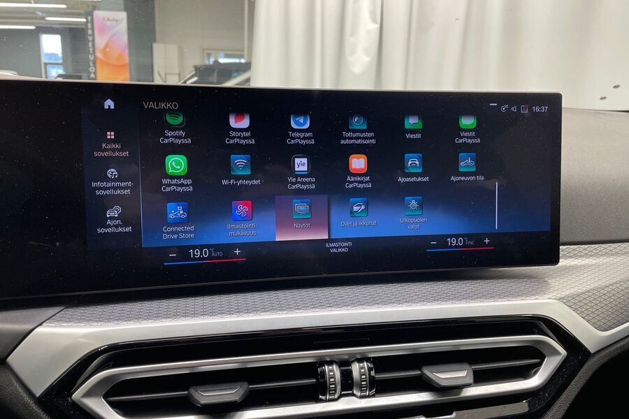 BMW 330 vaihtoauto