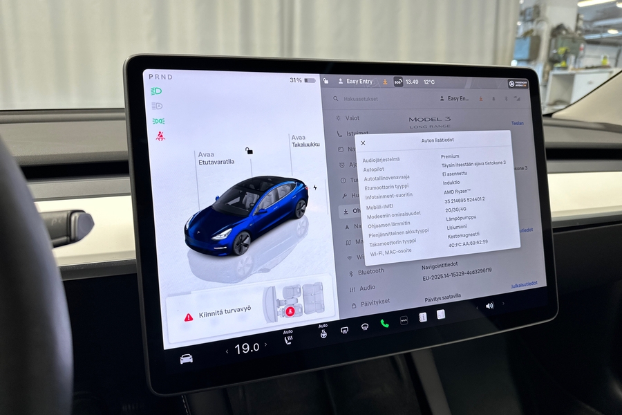 Tesla Model 3 vaihtoauto