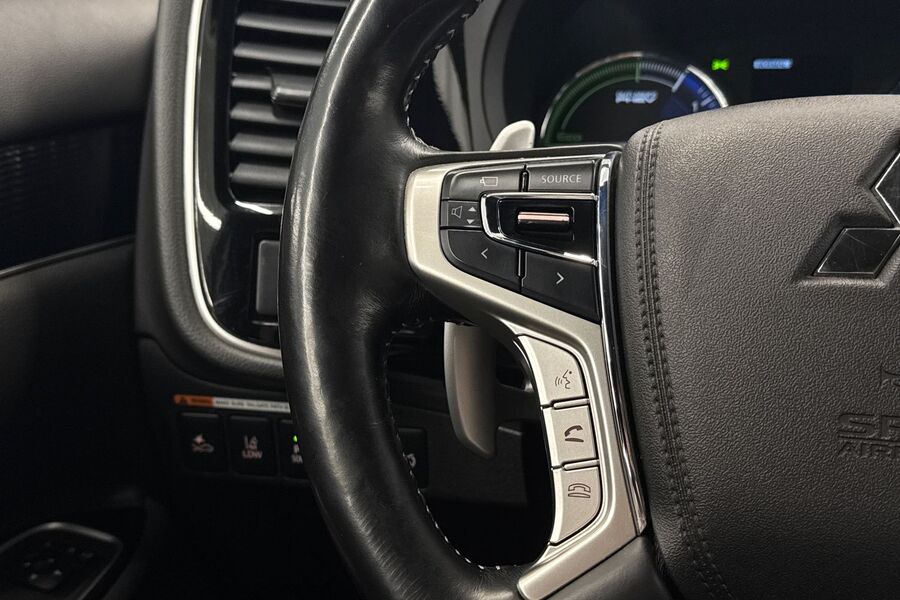 Mitsubishi Outlander PHEV vaihtoauto