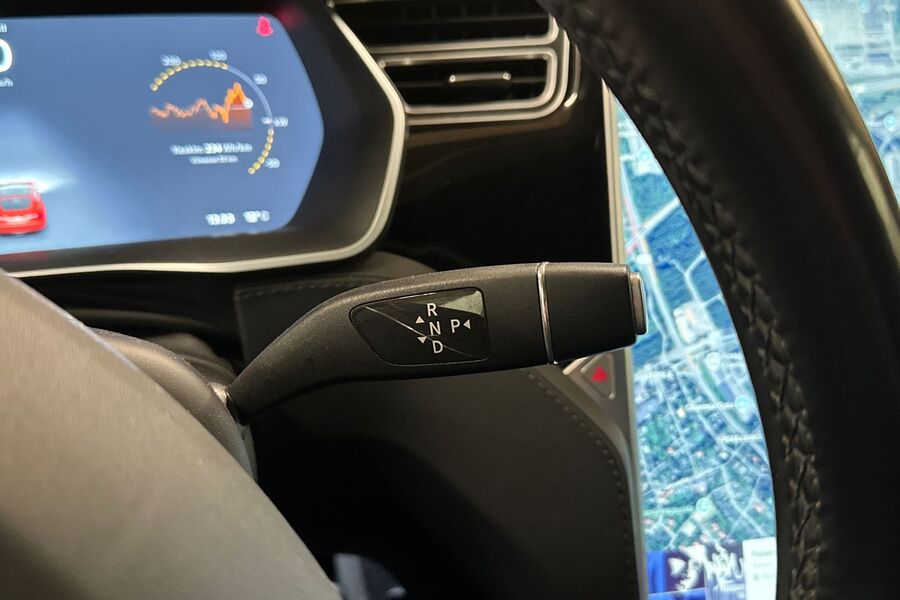 Tesla Model S vaihtoauto