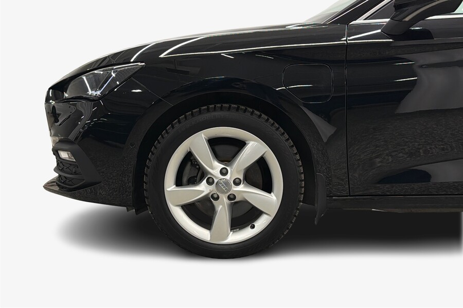 SEAT Leon Sportstourer vaihtoauto