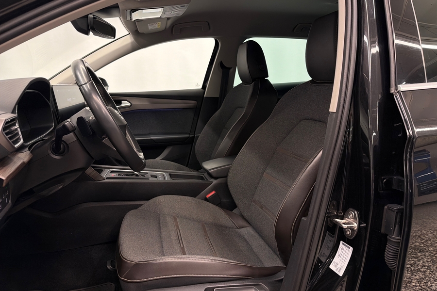 SEAT Leon Sportstourer vaihtoauto