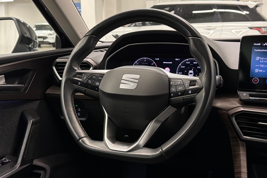 SEAT Leon Sportstourer vaihtoauto