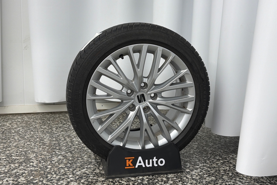 SEAT Leon Sportstourer vaihtoauto