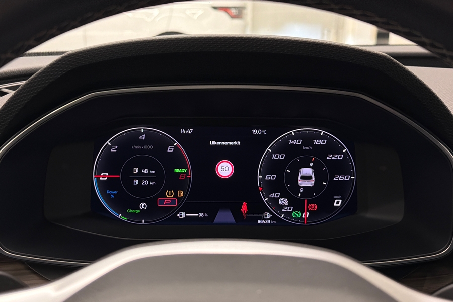 SEAT Leon Sportstourer vaihtoauto