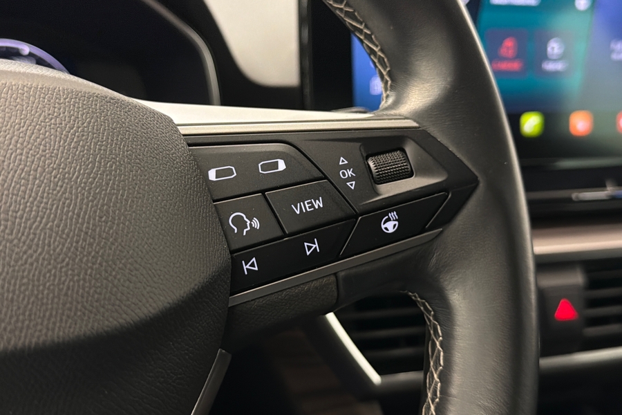 SEAT Leon Sportstourer vaihtoauto