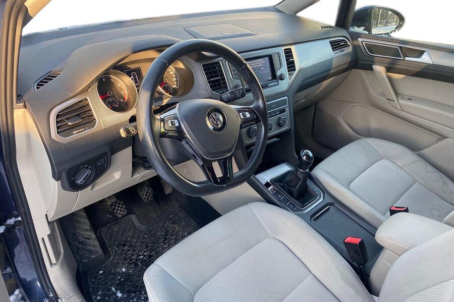 Volkswagen Golf Sportsvan vaihtoauto