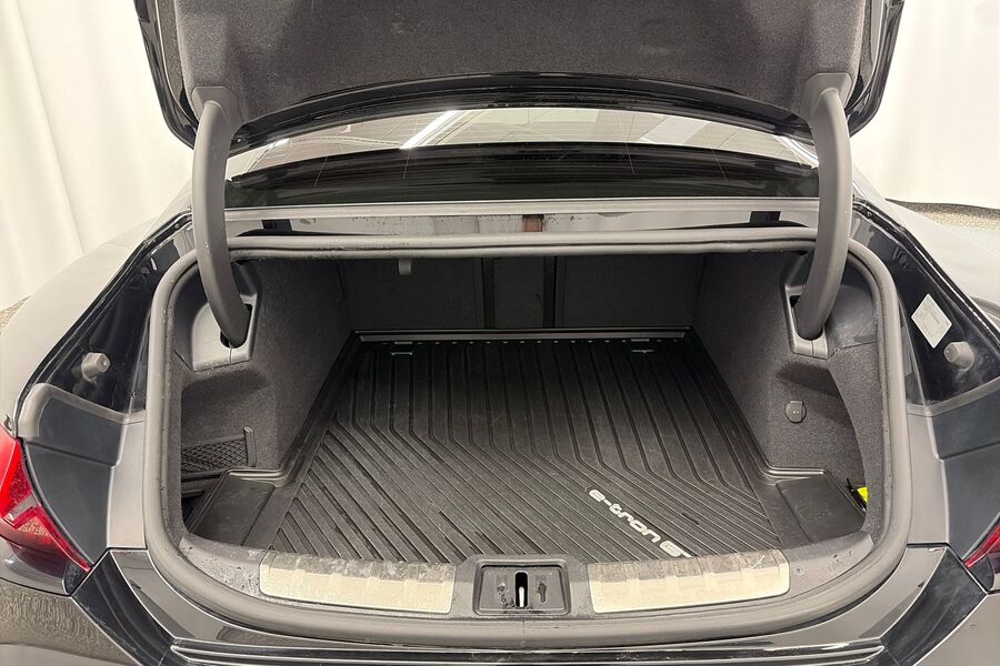 Audi e-tron GT vaihtoauto