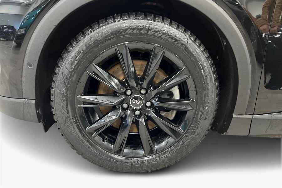 Audi Q4 e-tron vaihtoauto