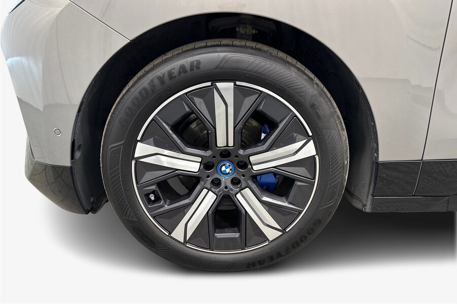BMW iX vaihtoauto