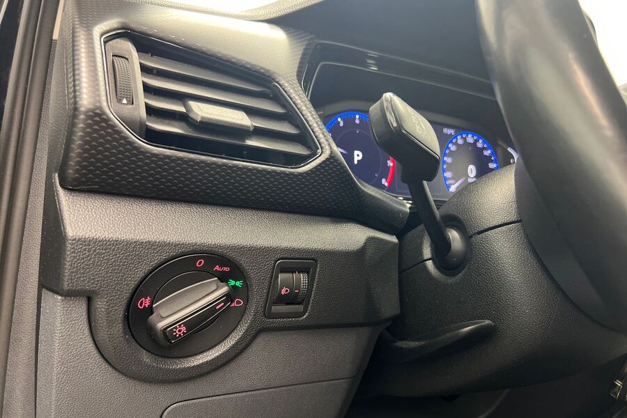 Volkswagen T-Cross vaihtoauto