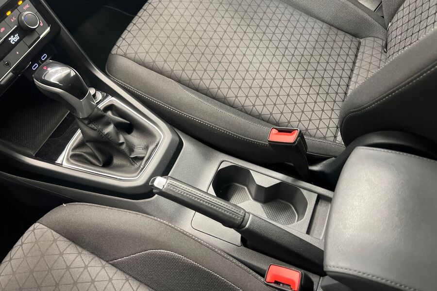 Volkswagen T-Cross vaihtoauto