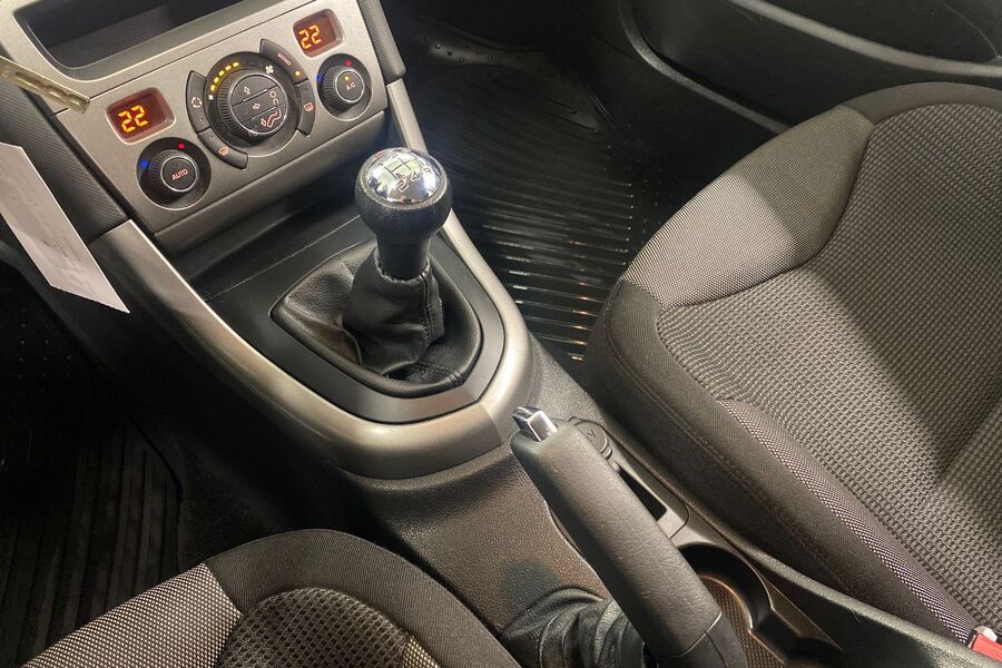 Peugeot 308 vaihtoauto