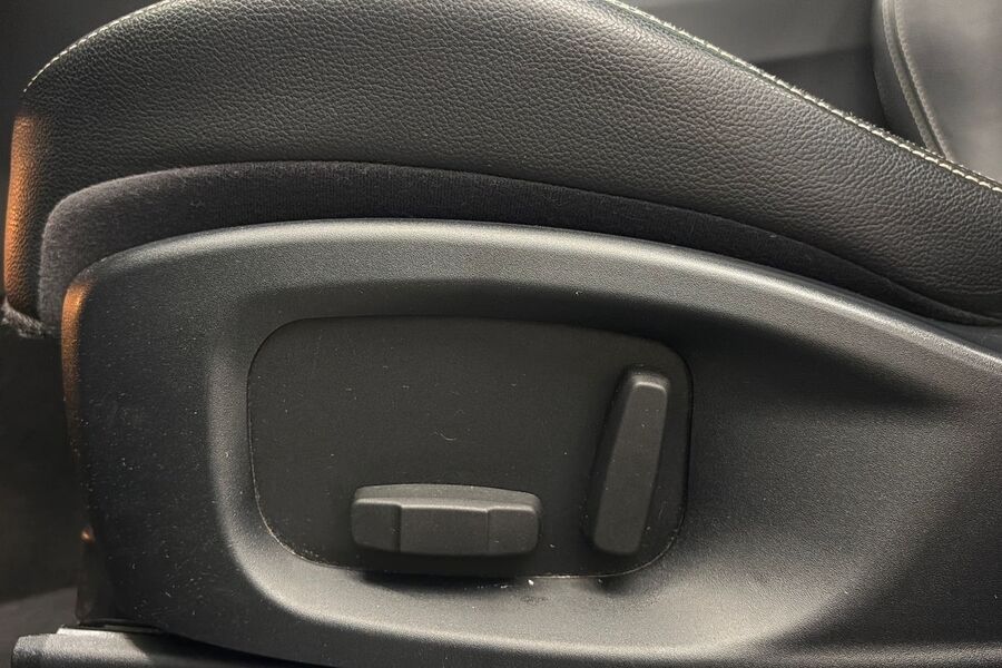 Jaguar F-PACE vaihtoauto