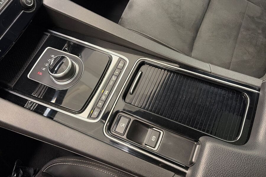 Jaguar F-PACE vaihtoauto