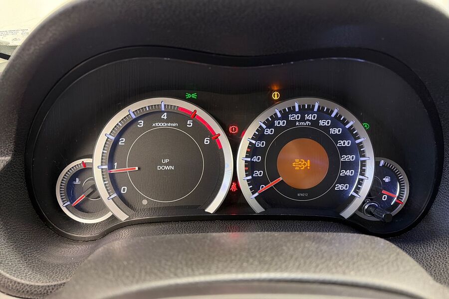 Honda Accord vaihtoauto