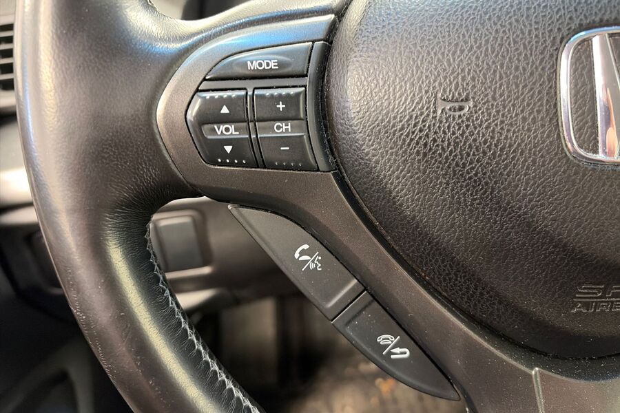 Honda Accord vaihtoauto