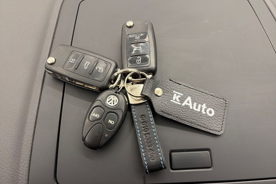 Volkswagen Touran vaihtoauto