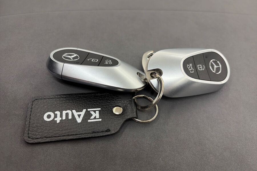 Mercedes-Benz EQE vaihtoauto