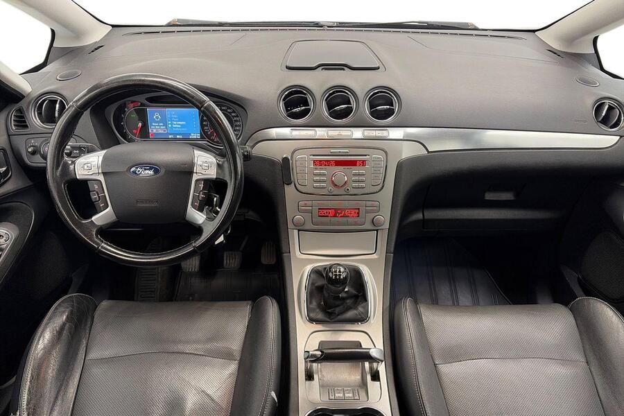 Ford S-MAX vaihtoauto