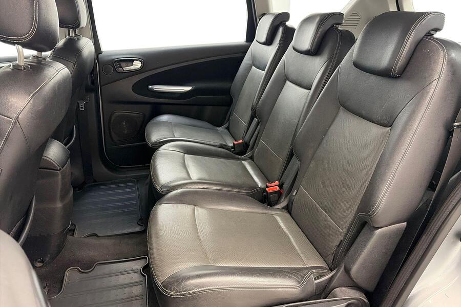 Ford S-MAX vaihtoauto