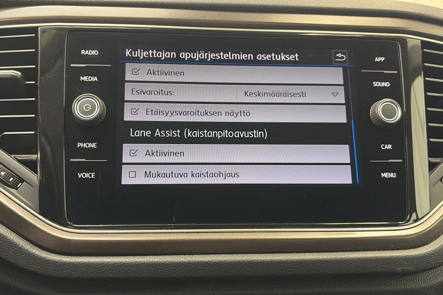 Volkswagen T-Roc vaihtoauto