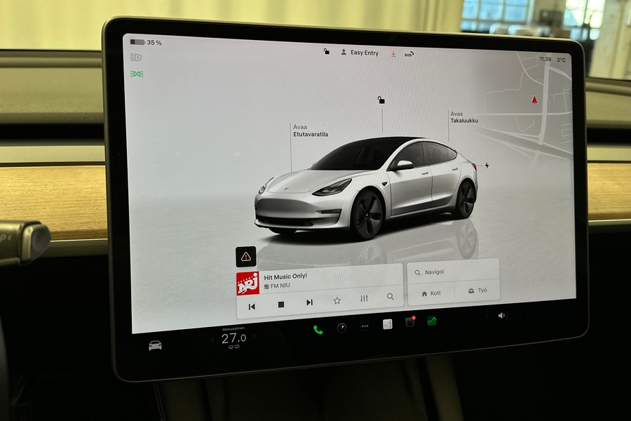 Tesla Model 3 vaihtoauto