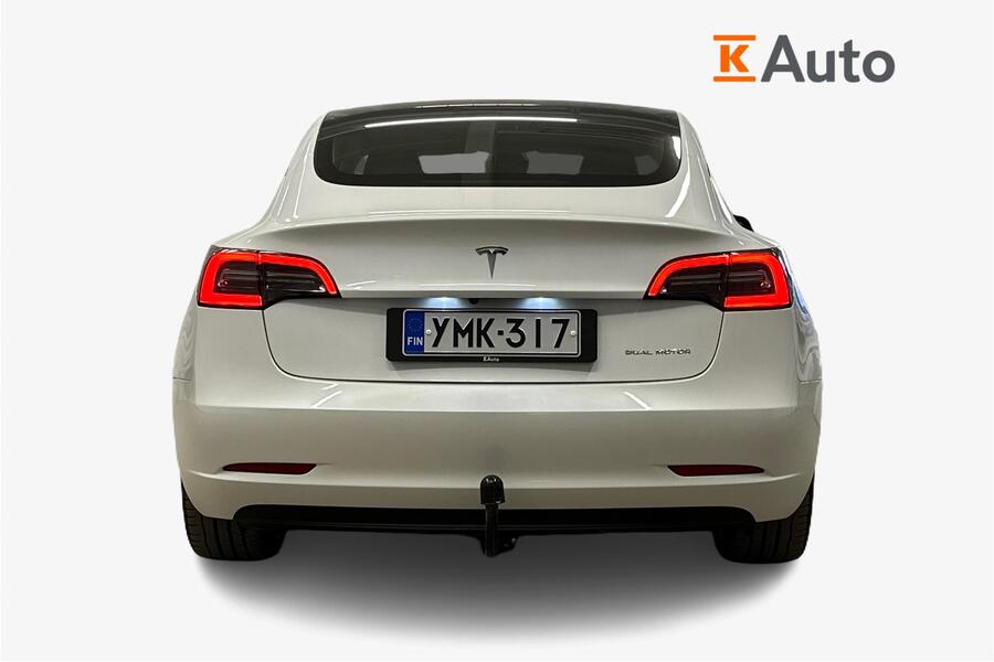 Tesla Model 3 vaihtoauto