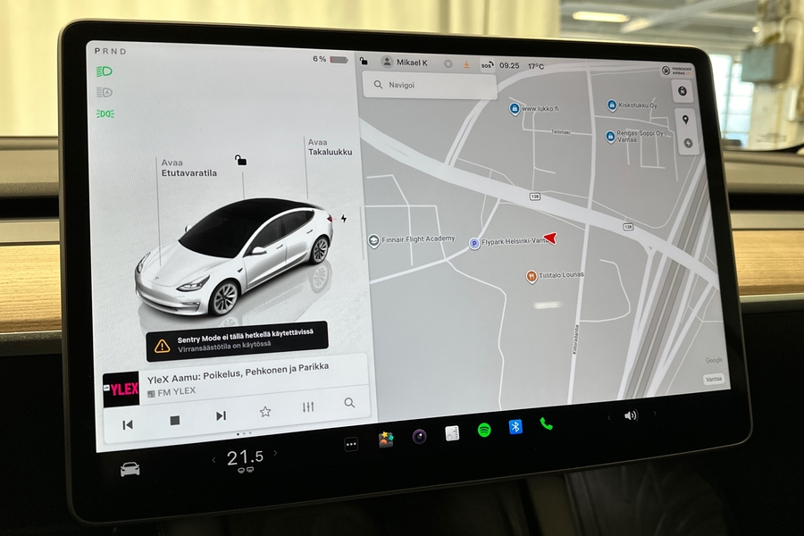 Tesla Model 3 vaihtoauto