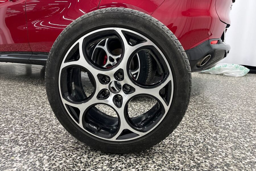 Alfa Romeo Tonale vaihtoauto