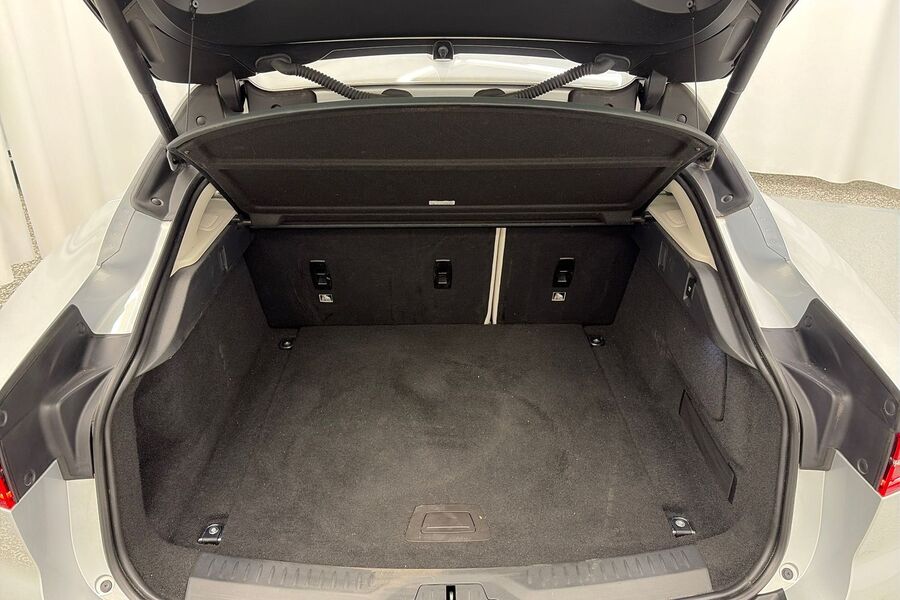 Jaguar I-PACE vaihtoauto