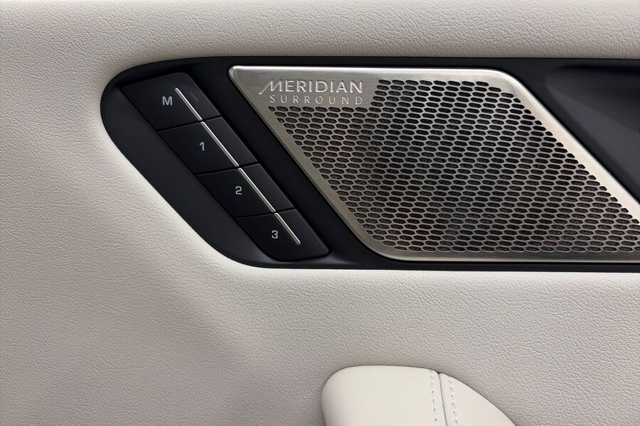 Jaguar I-PACE vaihtoauto