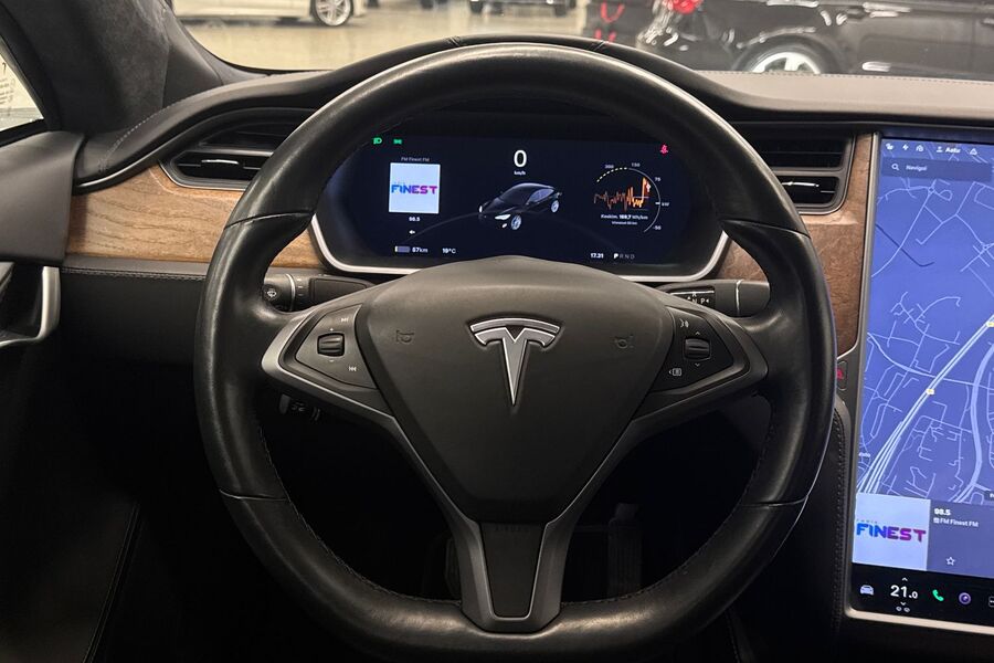 Tesla Model S vaihtoauto