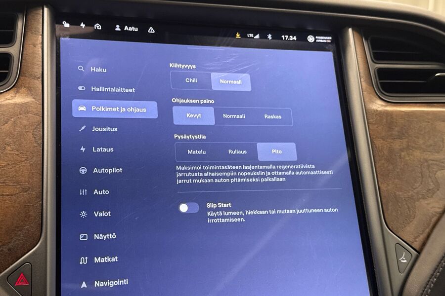 Tesla Model S vaihtoauto